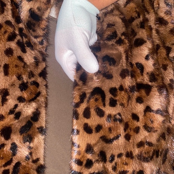 NEW‼️ OVAL MINK DE LEOPARD JACKET ANIMAL PRINT - Picture 8 of 15
